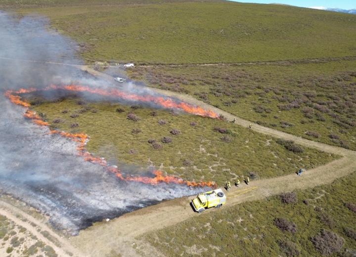 Figura 1. Ejecución de la quema prescrita. CDF. Centro defensa contra el fuego. Junta de Castilla y León.