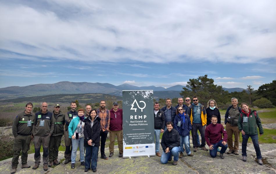 Participantes en la Jornada Técnica Presión social sobre los montes públicos